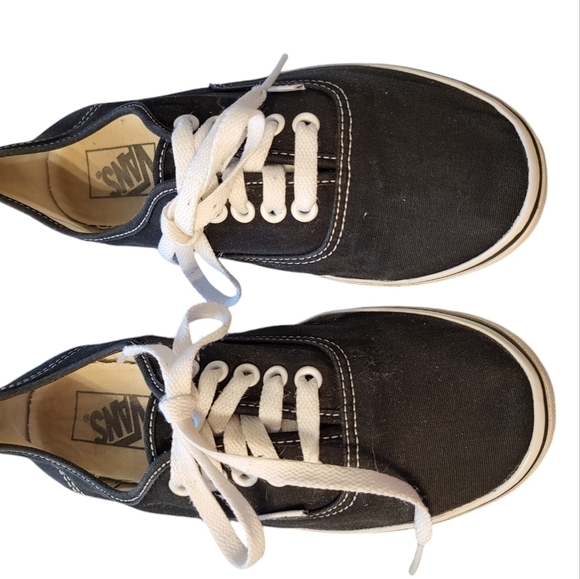 VAN'S Navy OFF the wall size 6 mens or women's 7.5 - Picture 13 of 13